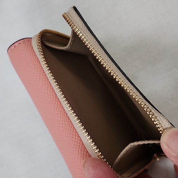 NWT Coach Colorblock Small Tri-Fold Wallet - Picture 10 of 16